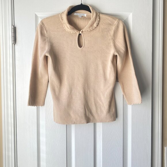 Mercer Street Studio | Beige Keyhole Neckline Sweater - Picture 1 of 5